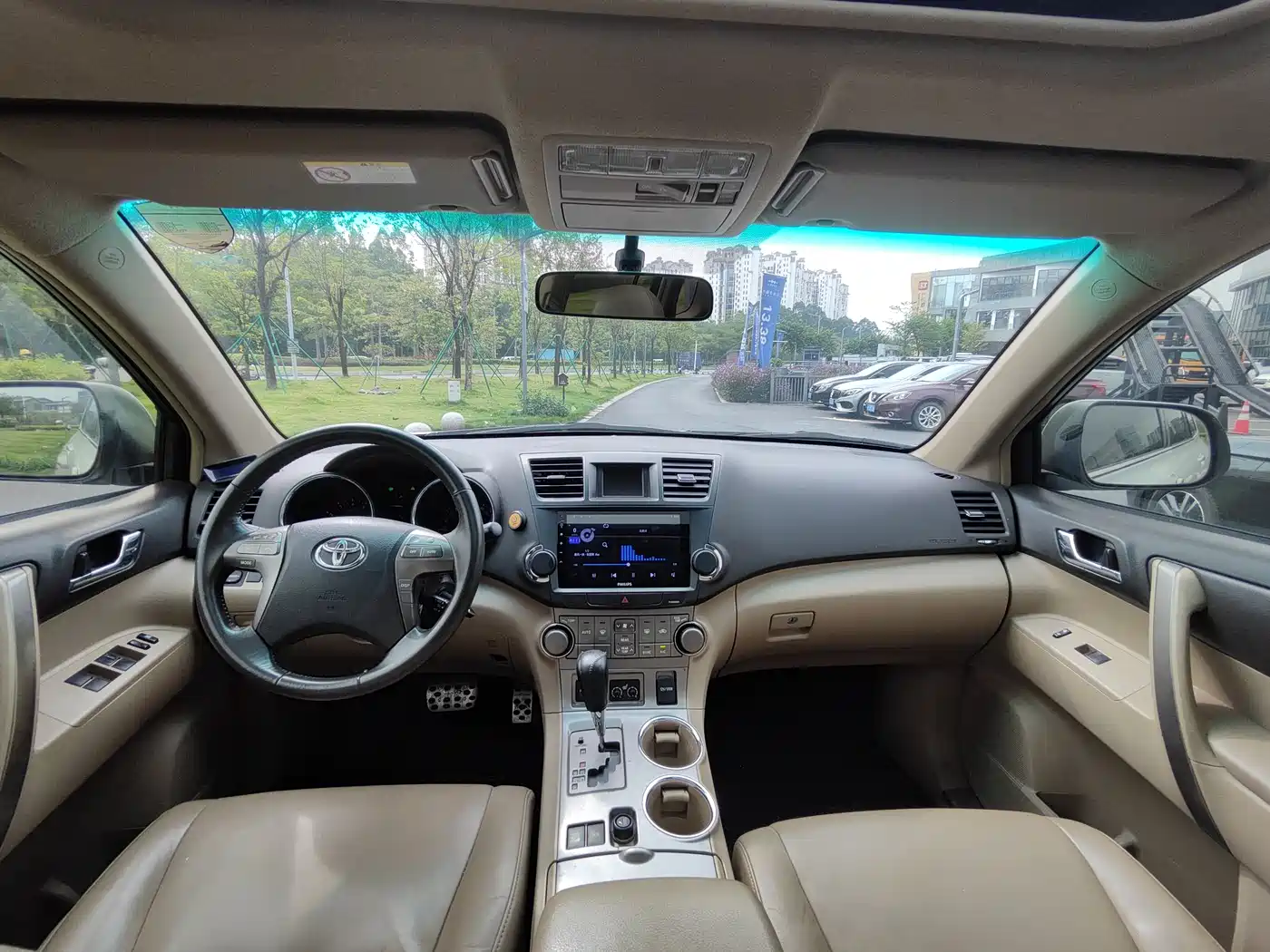 Toyota Highlander 2009 3.5L 4WD 7-seater Luxury Navigation Edition фото 12