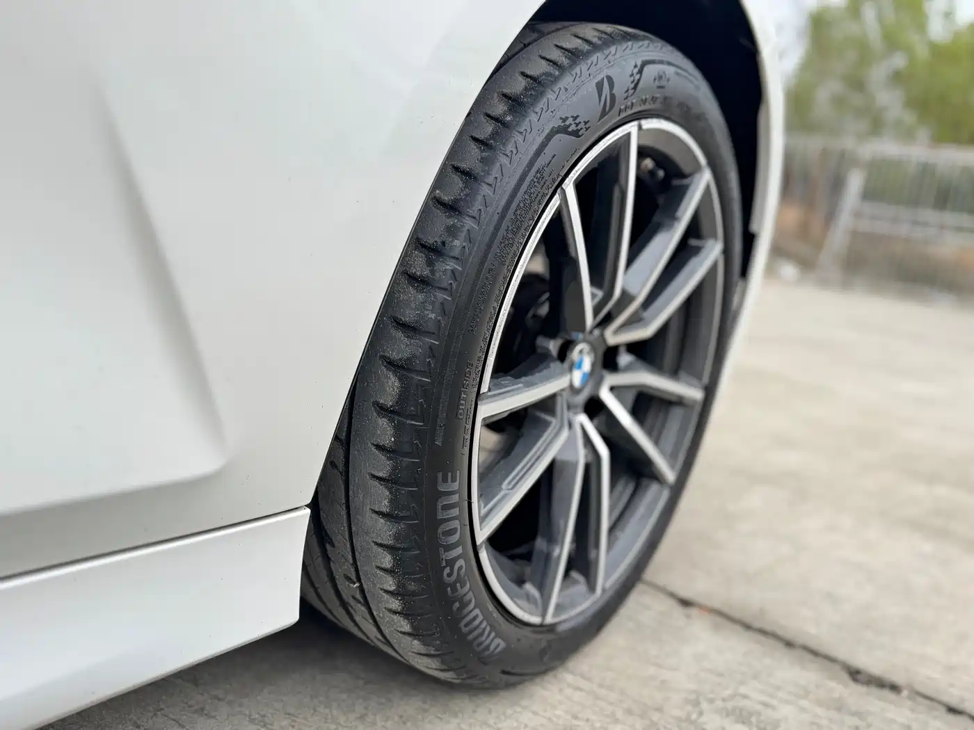 BMW 3 Series 2024 320Li M Sport Package фото 9