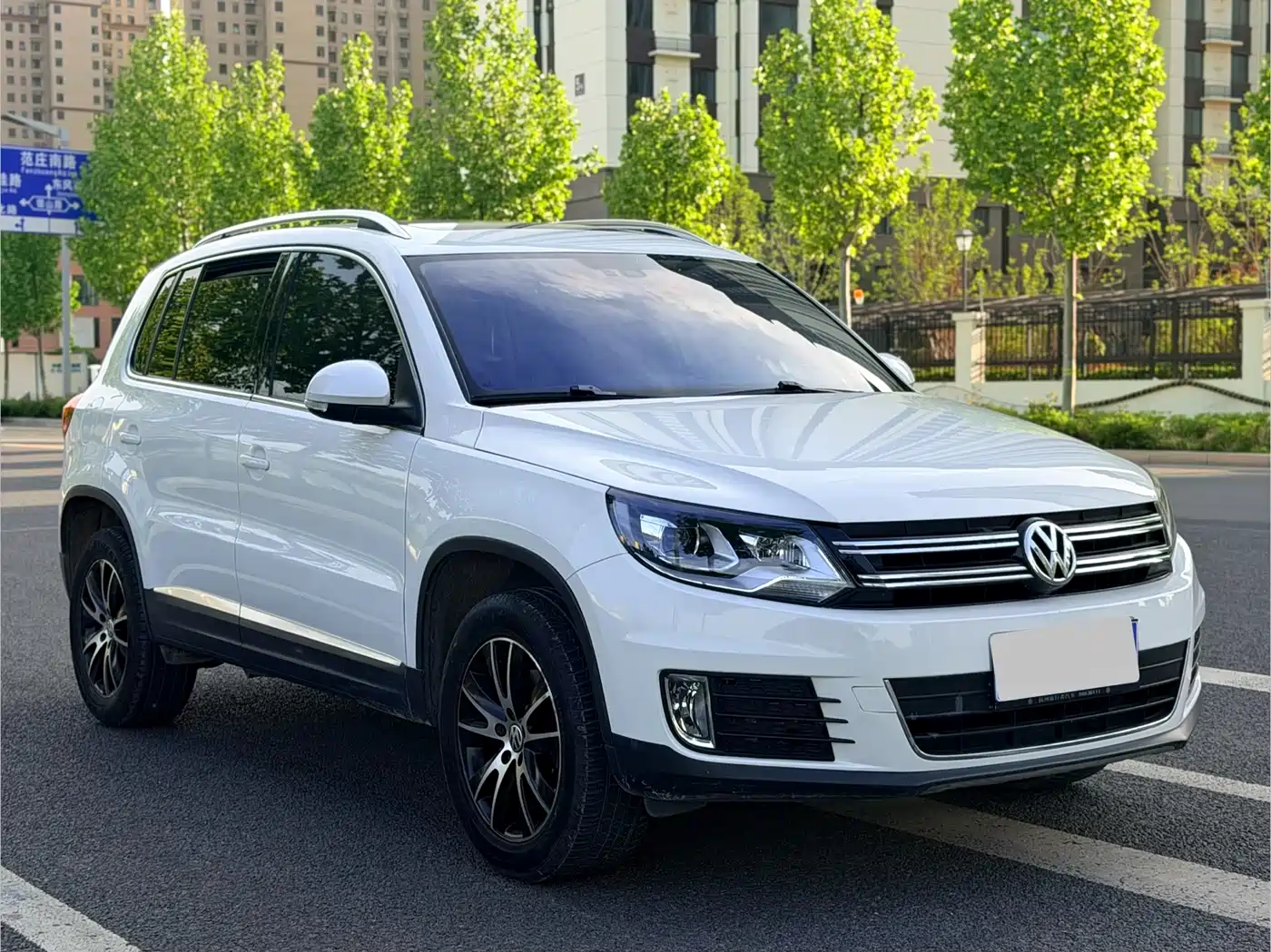 Volkswagen Tiguan 2015 1.8TSI Automatic 2WD Highline фото 3