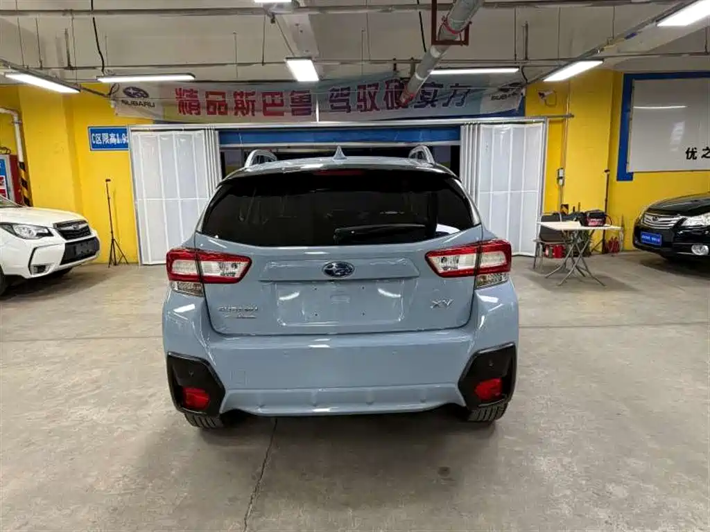 Photo 7 - Subaru XV