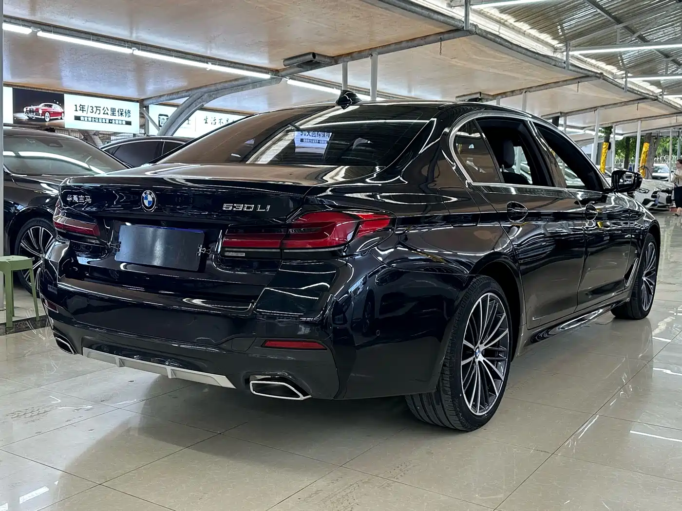 BMW 5 Series 2022 Facelift 530Li Leading M Sport Package фото 4