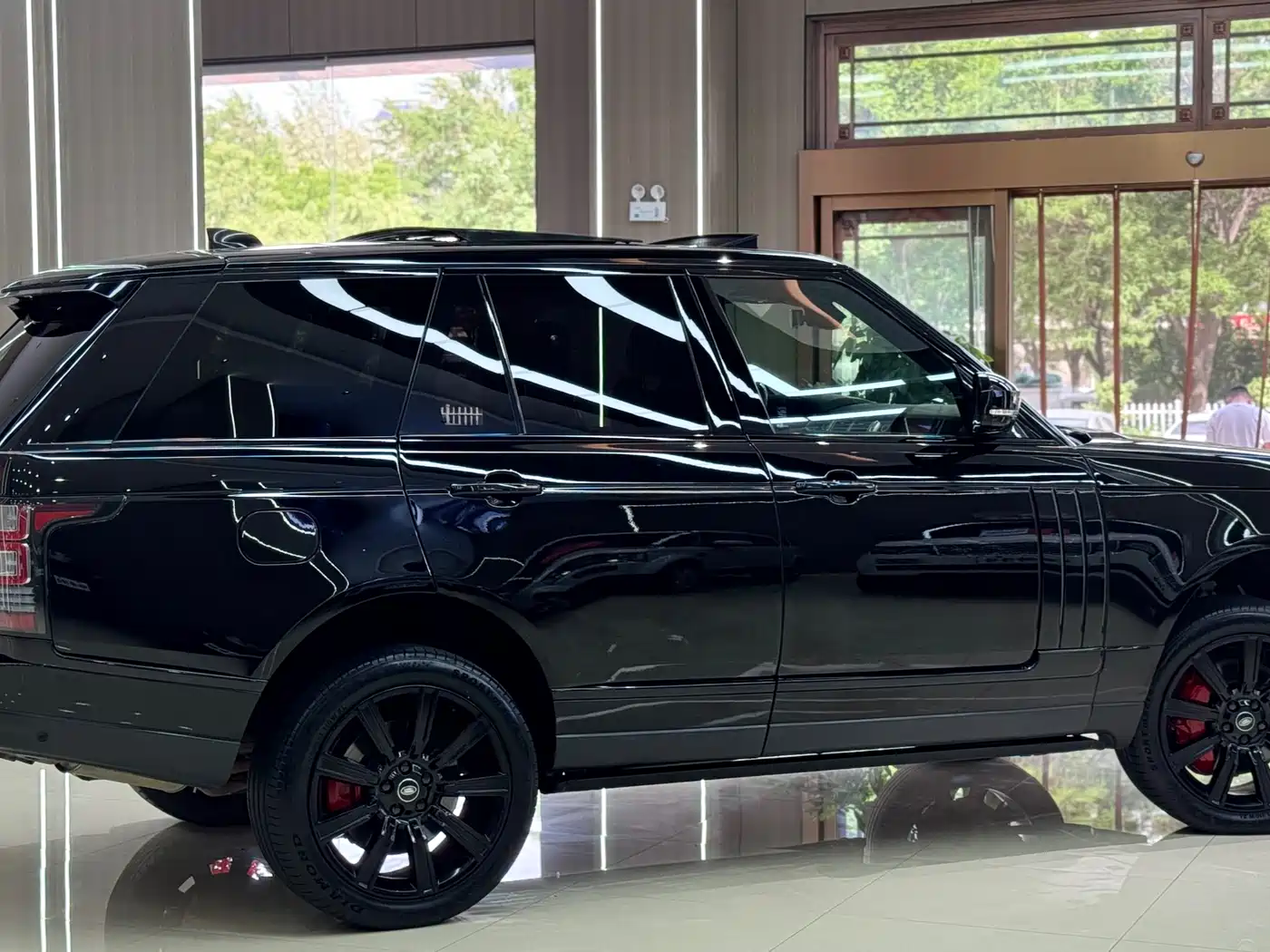 Land Rover Range Rover 2017 3.0 SC V6 Vogue фото 2