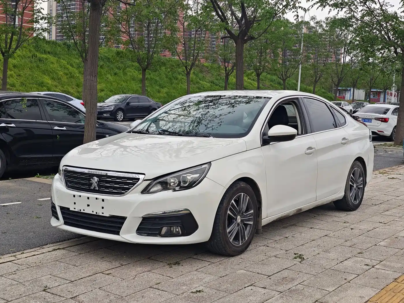 Peugeot 308 2016 1.6L Automatic Luxury