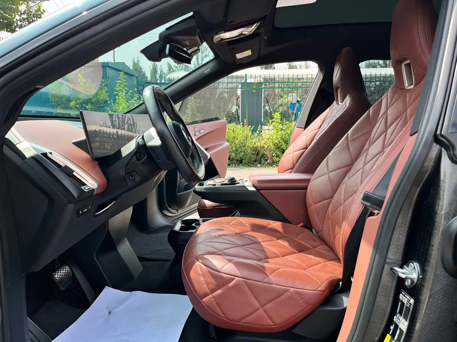 Фото 6 - BMW iX