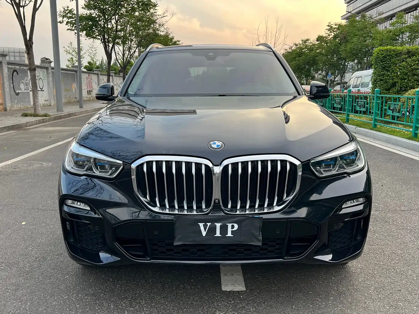 BMW X5 (Import) 2020 xDrive40i M Sport Package фото 2