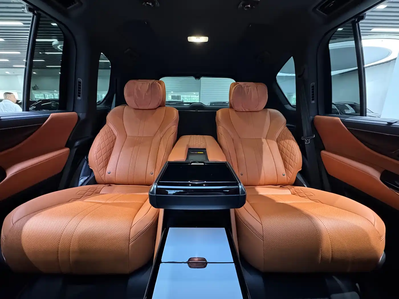 Lexus LX 2025 2025 700h VIP World Edition