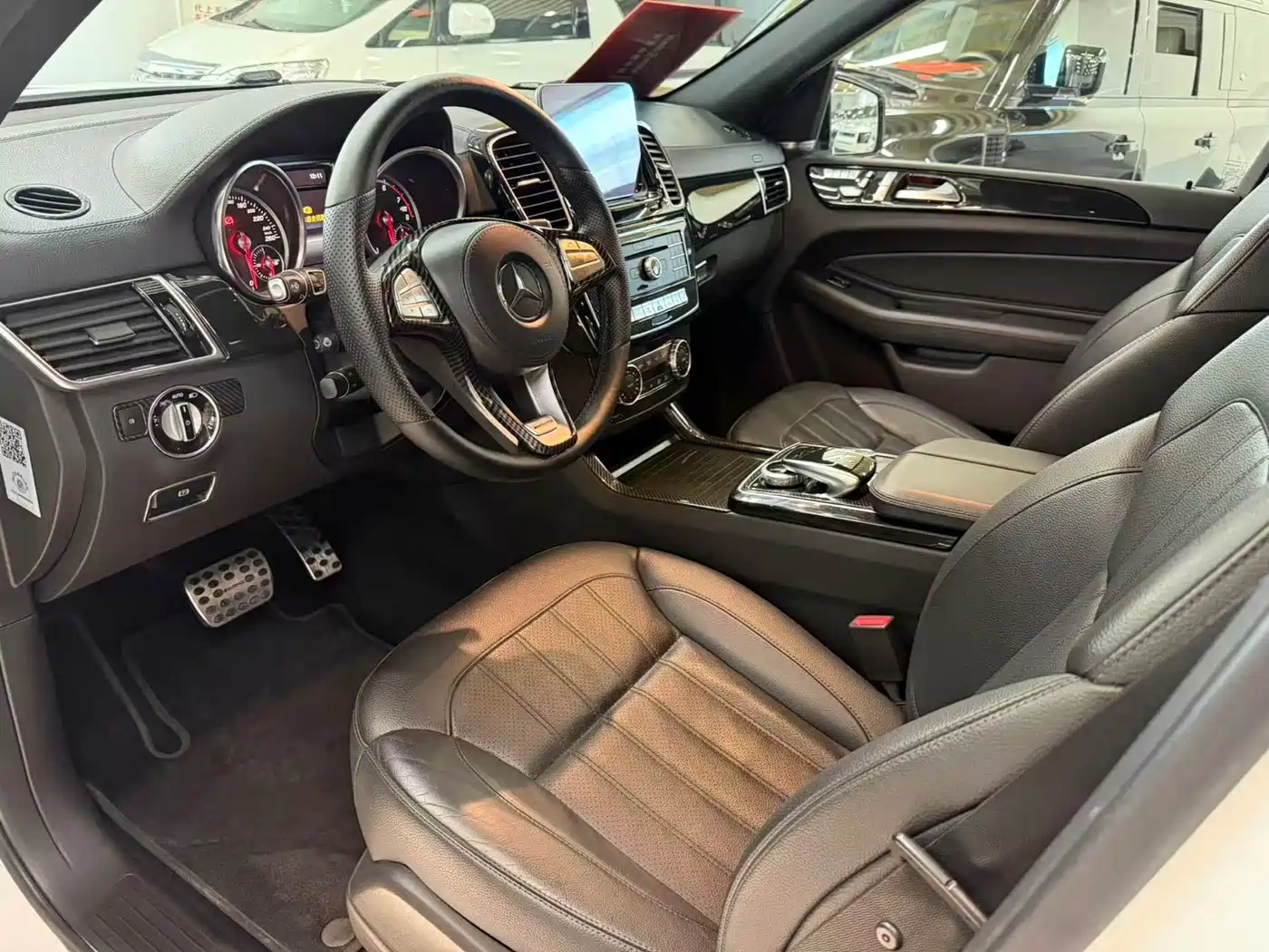 Mercedes-Benz GLS 2017 GLS 400 4MATIC Luxury фото 8