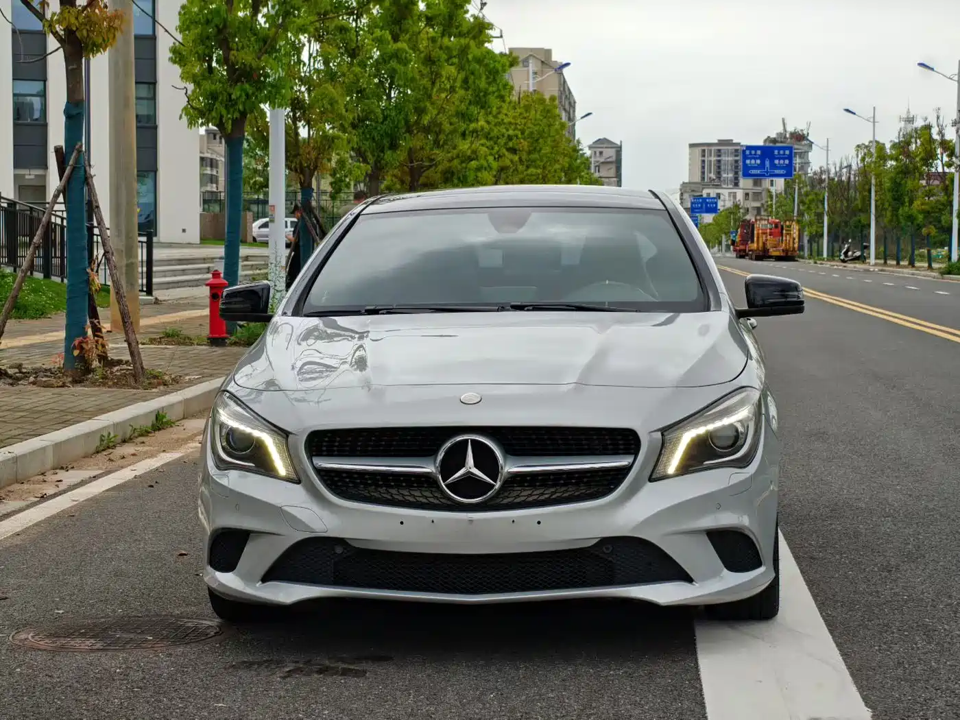 Mercedes-Benz CLA (Import) 2015 CLA 200 фото 2