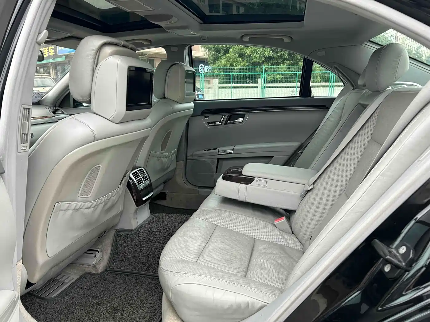 Mercedes-Benz S-Class 2010 2010 S 350 L Luxury