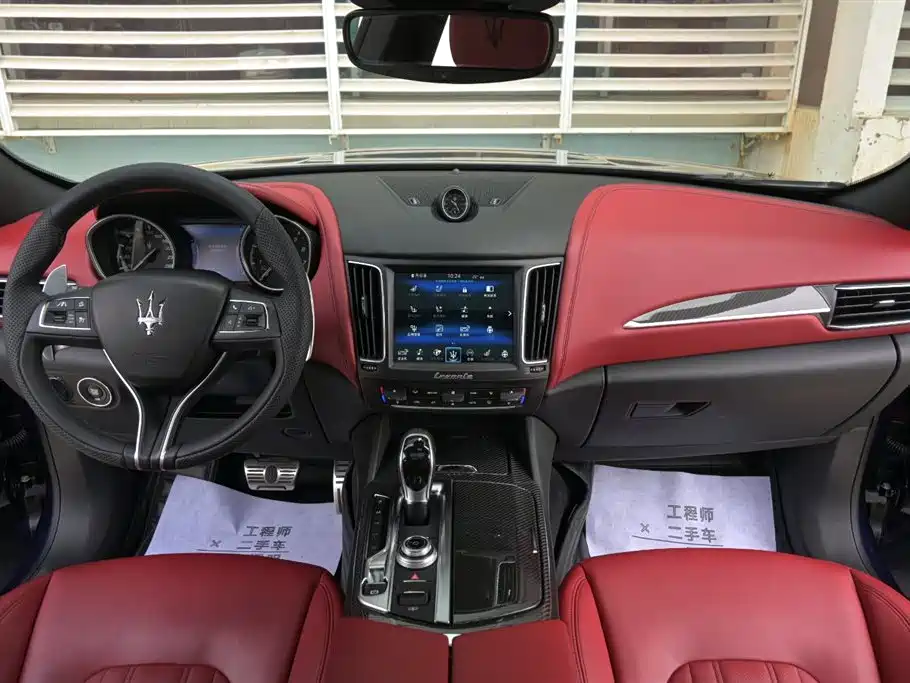 MASERATI LEVANTE