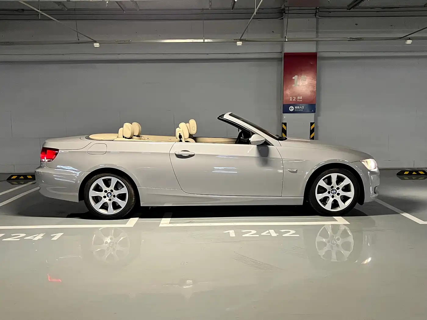 BMW 3 Series (Import) 2009 2009 Model 330i Convertible