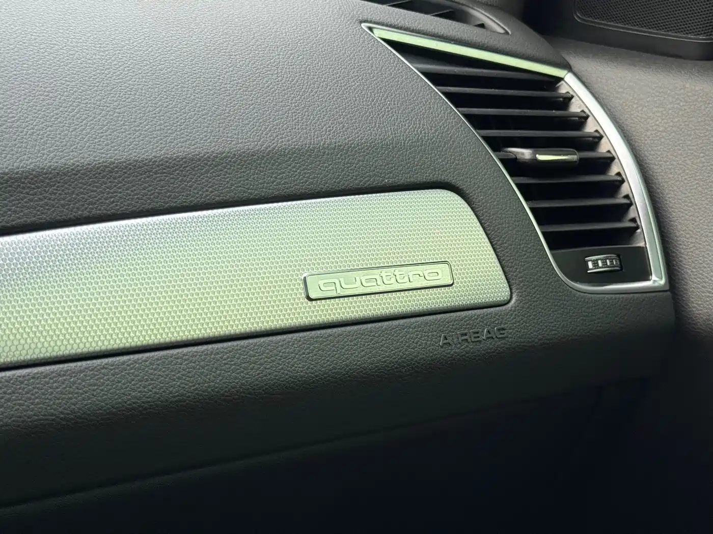 Audi Q5 2015 40 TFSI Technology фото 23