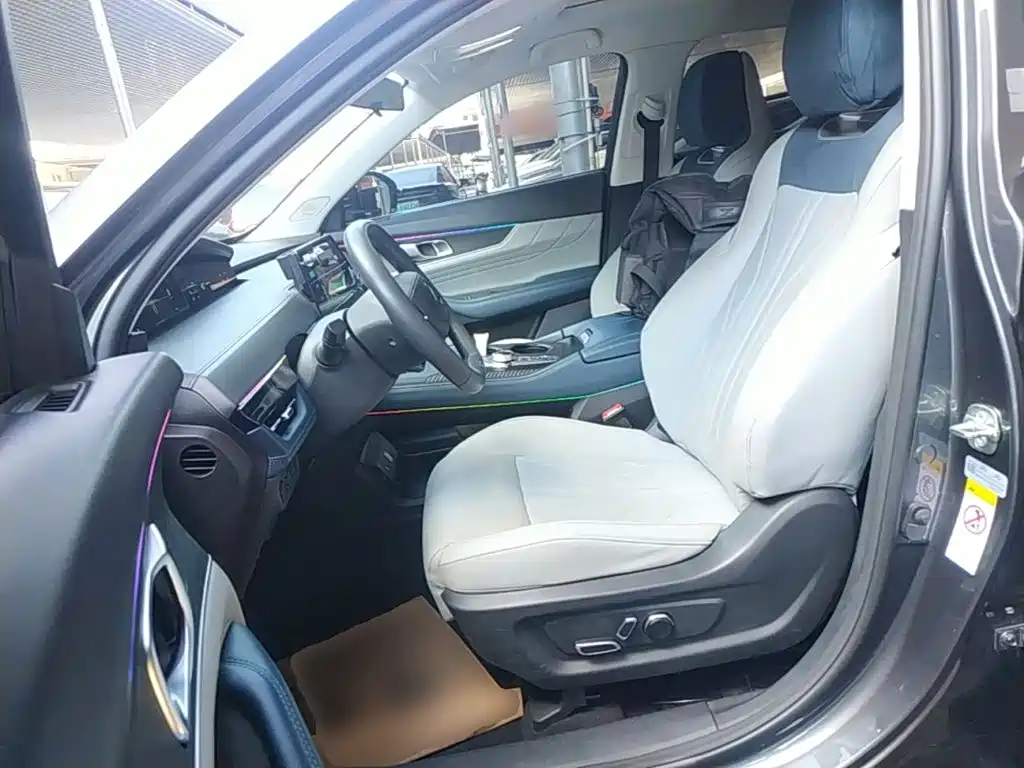 Changan UNI-K iDD 2024 2023 Smart Electric iDD 1.5T 135km Smart Fun Edition