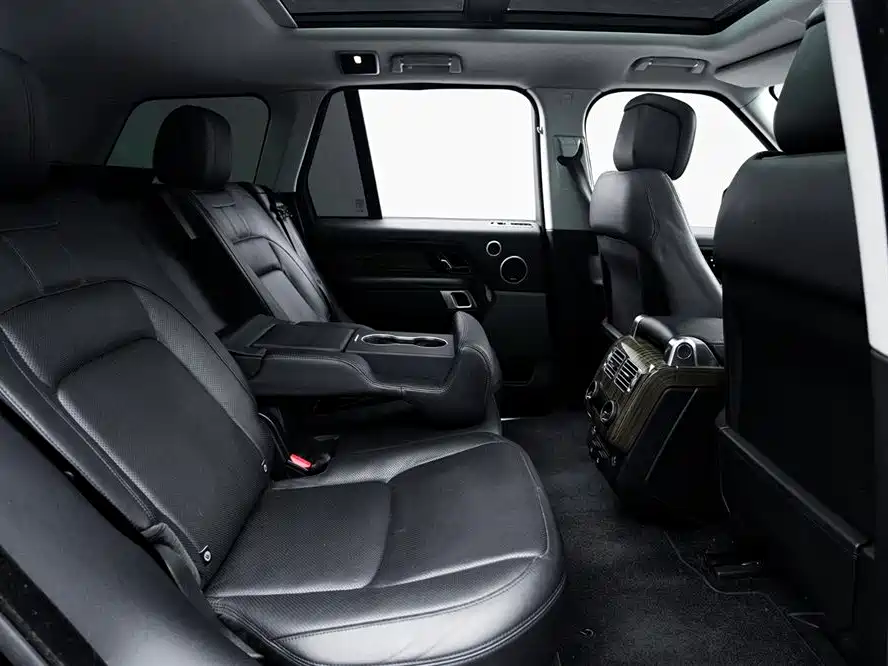 Land Rover Range Rover 2018 3.0 SC V6 Vogue Heritage Edition фото 14