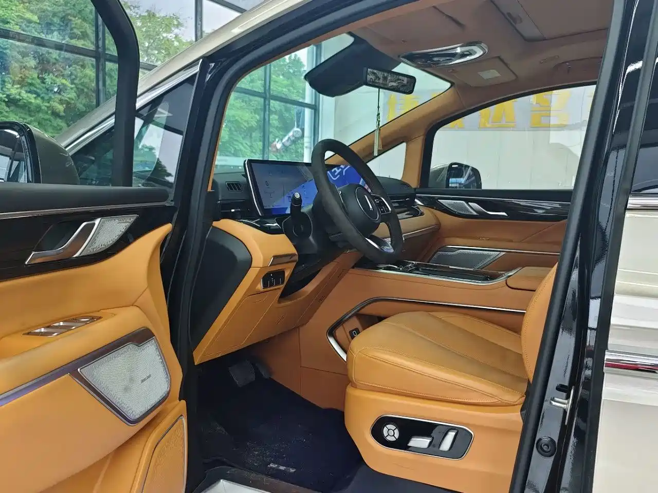 WEY Alpine 2024 2023 AWD Executive Long Wheelbase