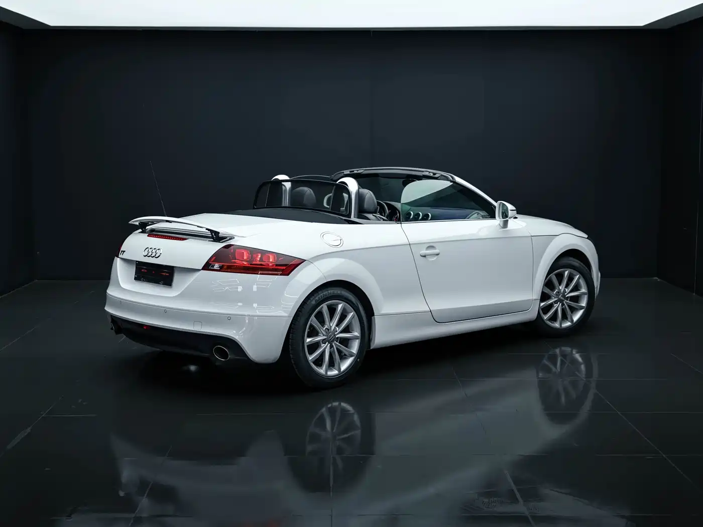 Audi TT 2013 TT Roadster 45 TFSI фото 4