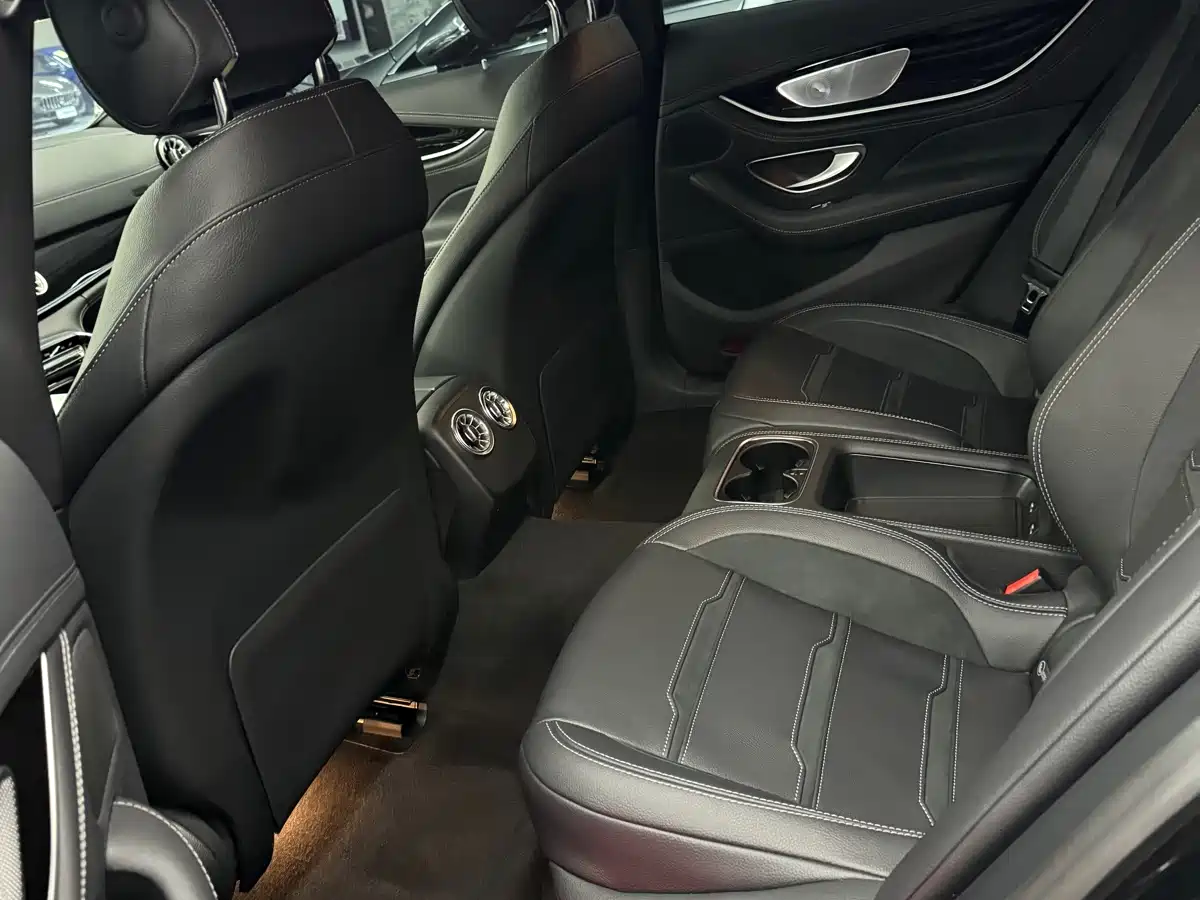 MERCEDES-BENZ AMG GT