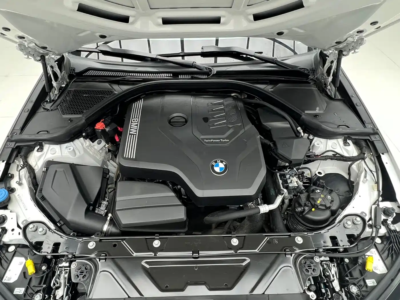 BMW 3 Series 2023 320Li M Sport Package фото 18