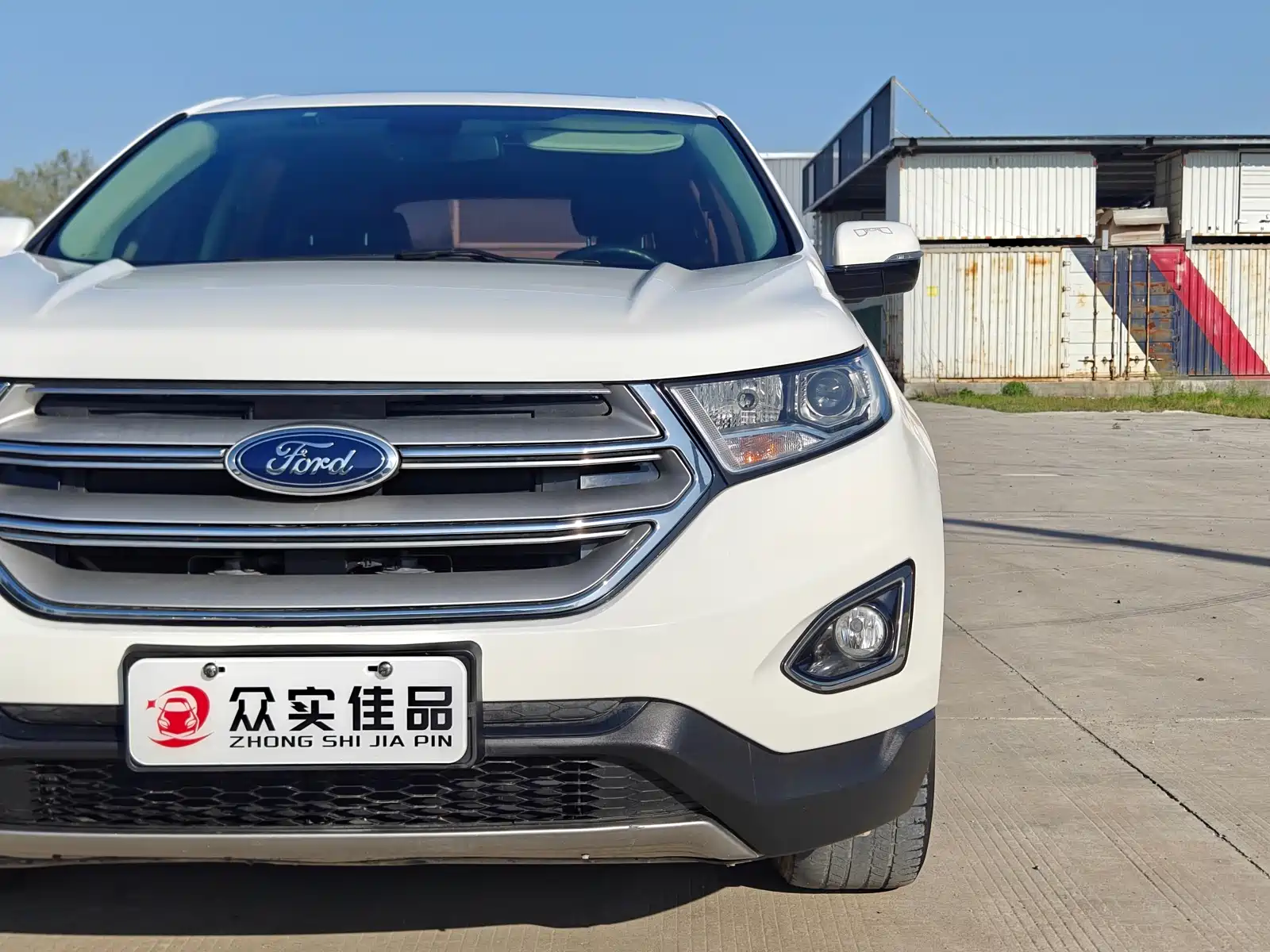 Фото 25 - Ford Edge