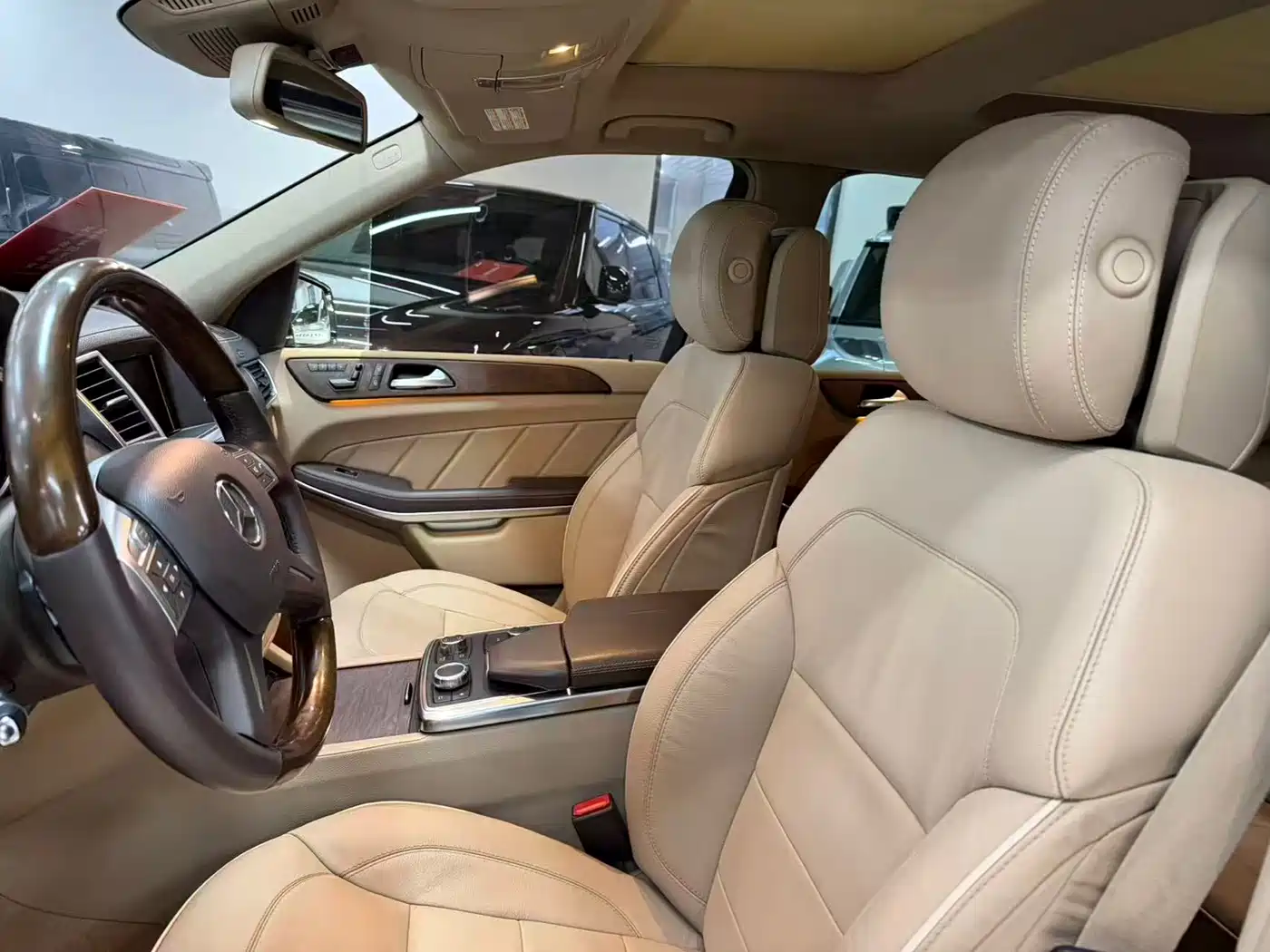 Mercedes-Benz GL-Class 2013 GL 500 4MATIC фото 7