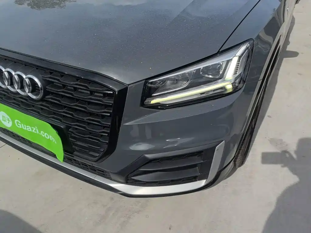 Audi Q2L 2019 2018 35 TFSI Launch Exclusive Edition China VI