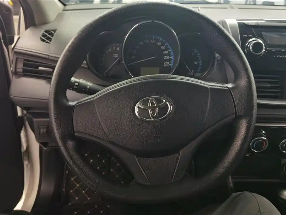 Toyota YARiS L Zhi Xuan 2016 Facelift 1.5E CVT Charming Edition фото 15