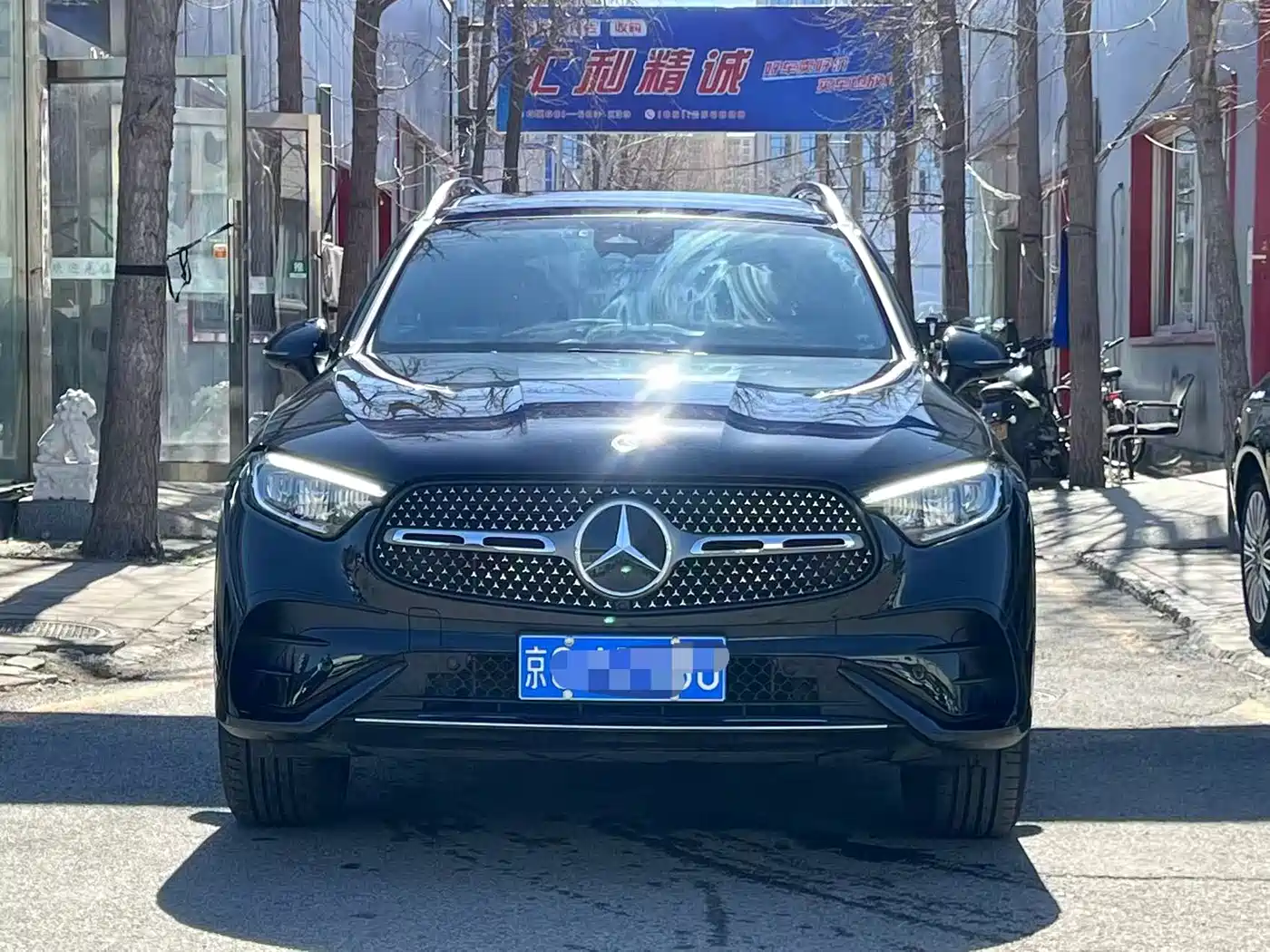 MERCEDES-BENZ GLC