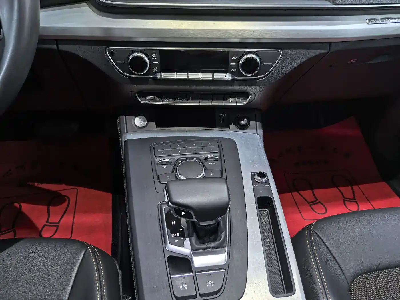 Audi Q5L 2020 40 TFSI Prestige Progressive фото 9