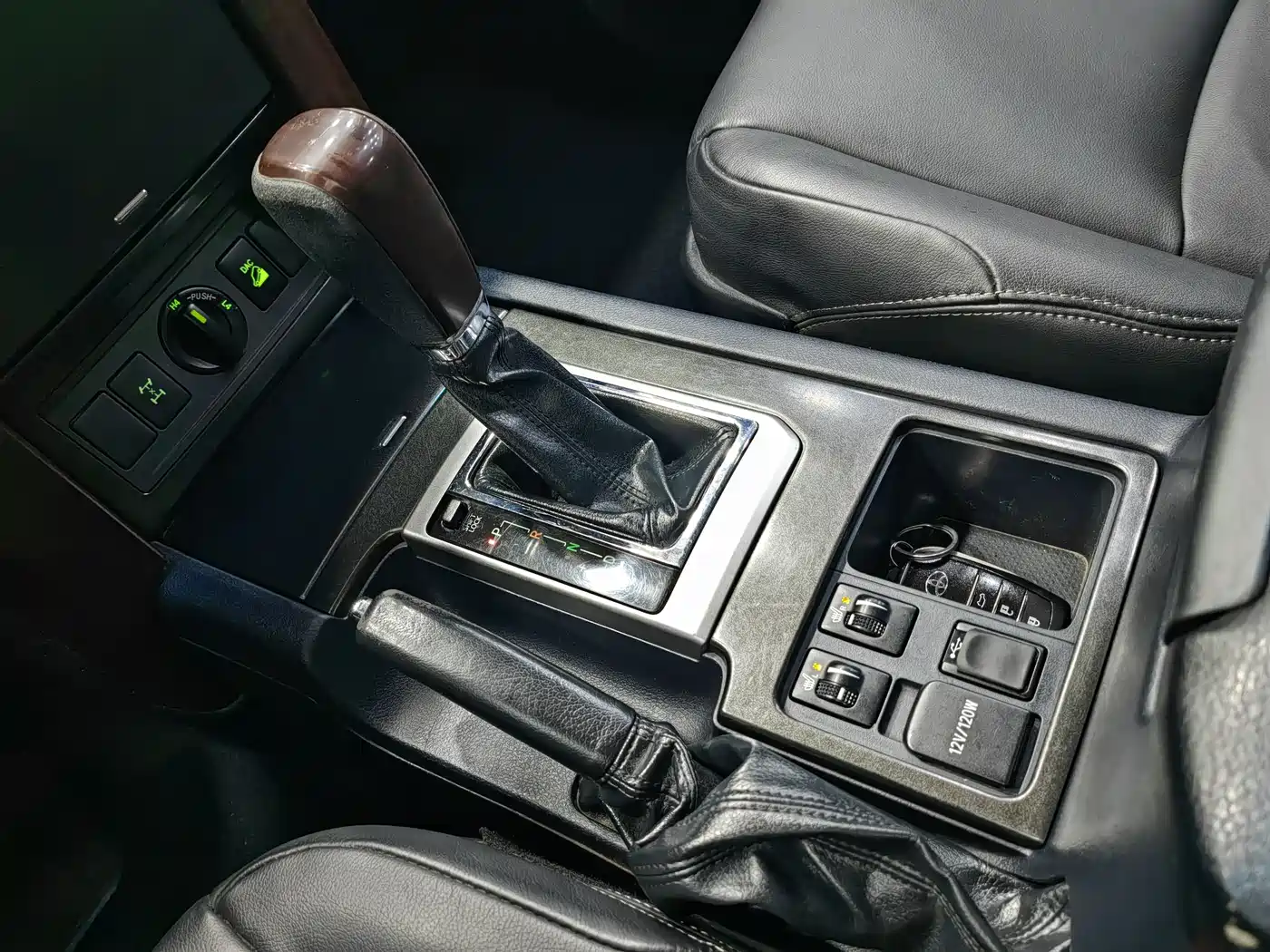 Toyota Prado 2016 3.5L Auto TX фото 12