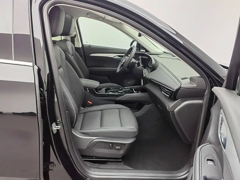 Buick Envision Plus 2025 2025 Enclave Plus 28T 2WD Platinum Edition