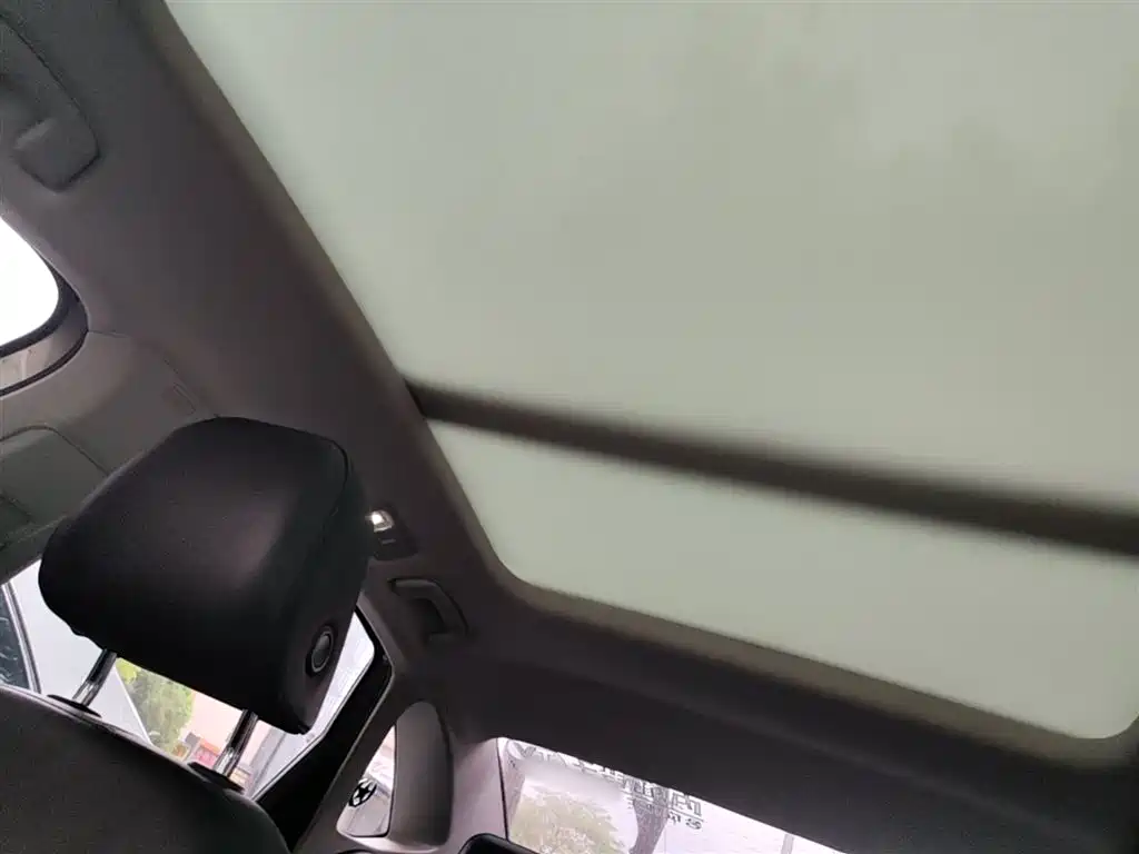 Volkswagen Sagitar 2021 280TSI DSG Comfort Smart Connect Edition фото 18
