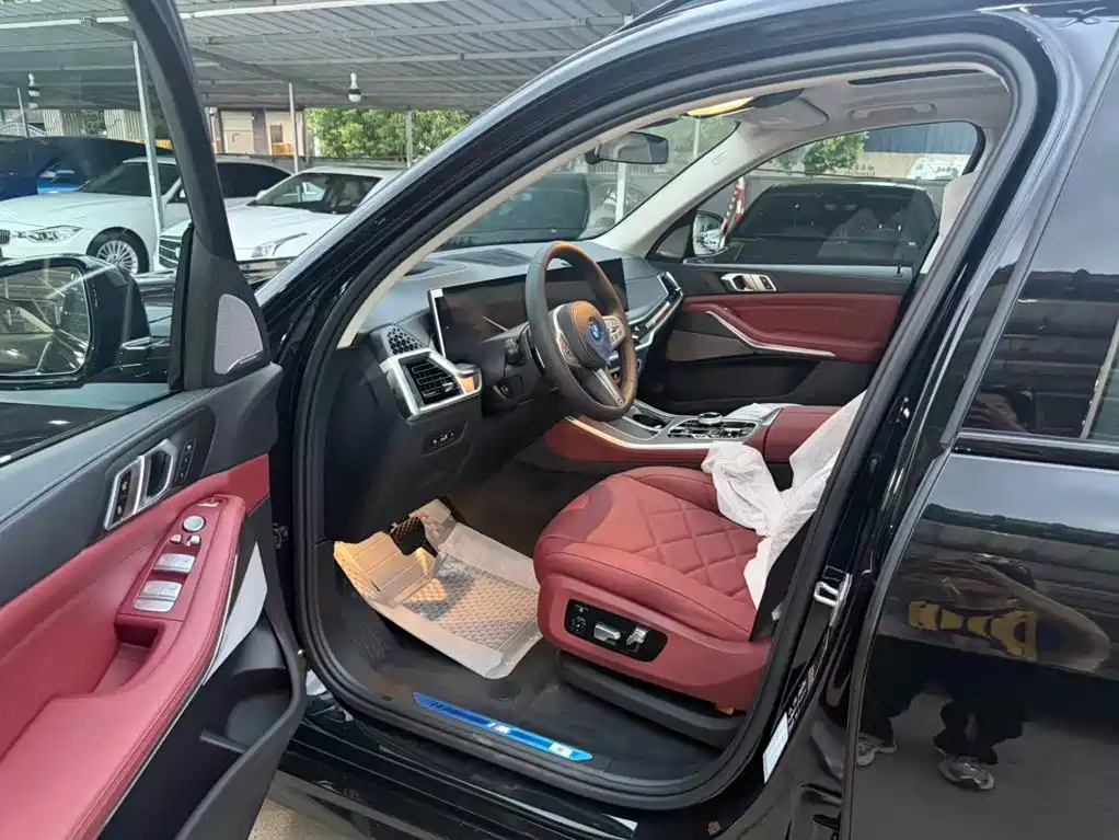 BMW X5 2026 2026 Facelift xDrive 30Li Exclusive M Sport Shadowline Package