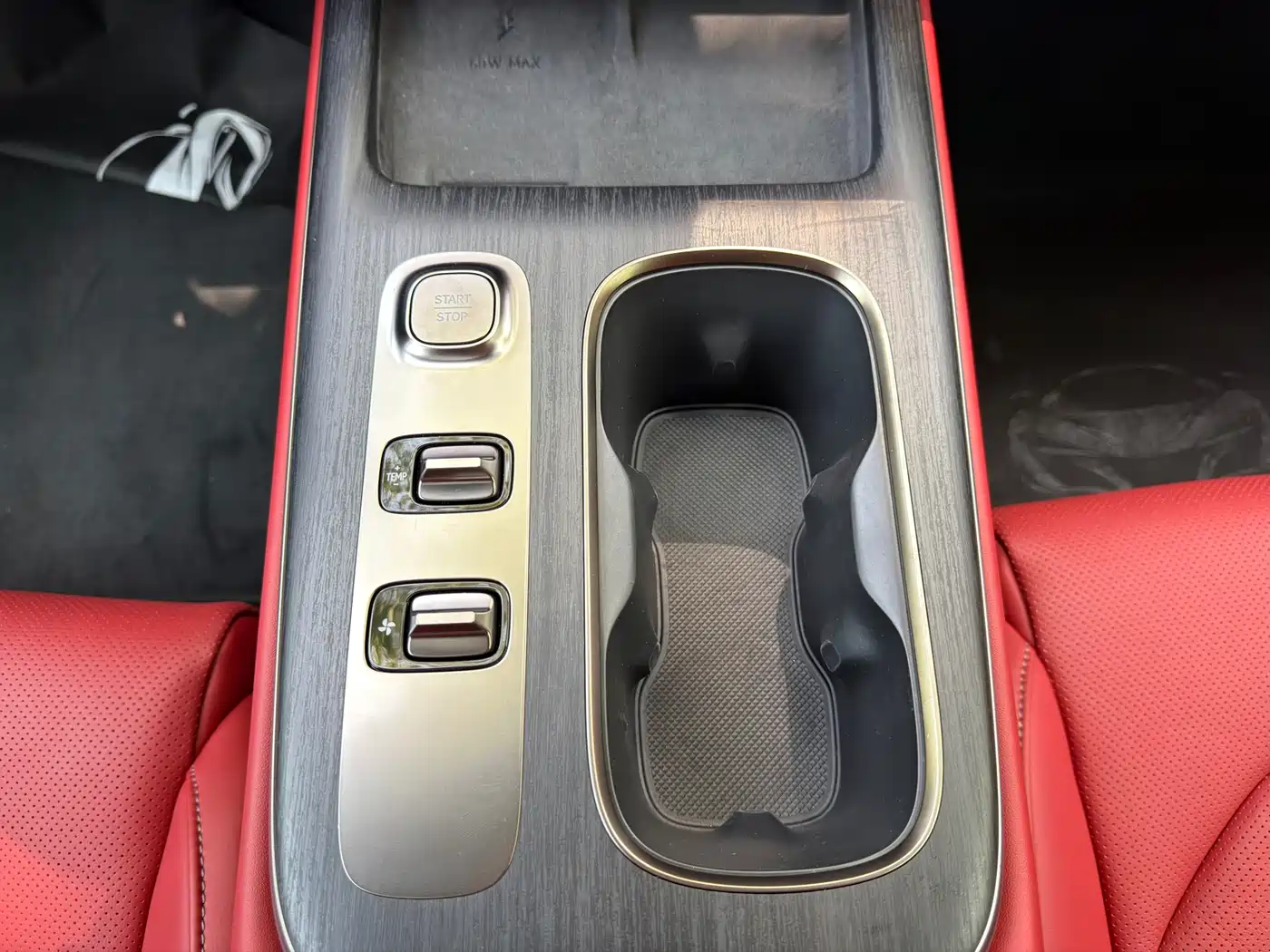 Xiaomi Auto Xiaomi SU7 2024 RWD Long Range Intelligent Driving Edition фото 11