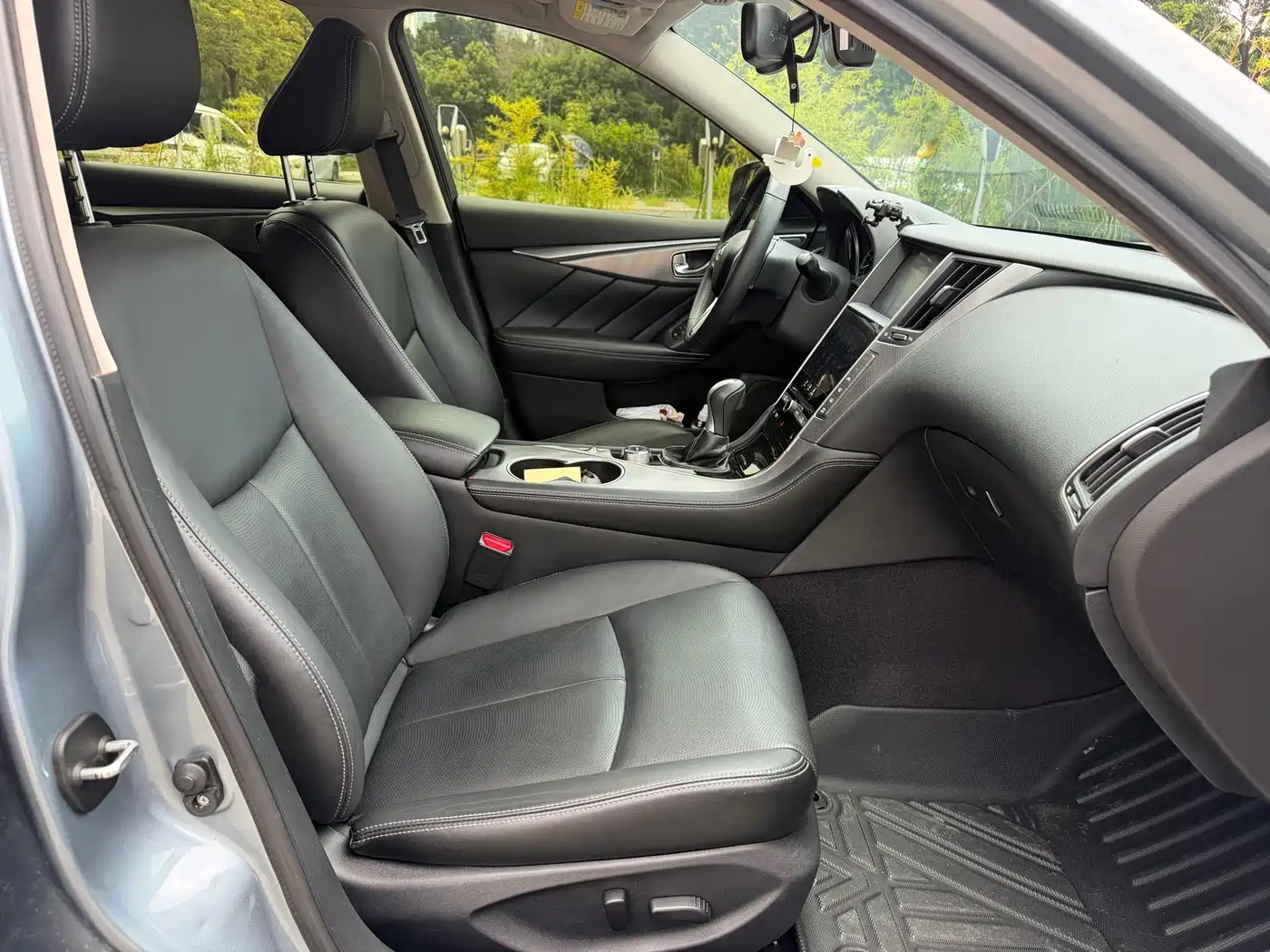 Infiniti Q50 2015 2014 3.7L Comfort Edition