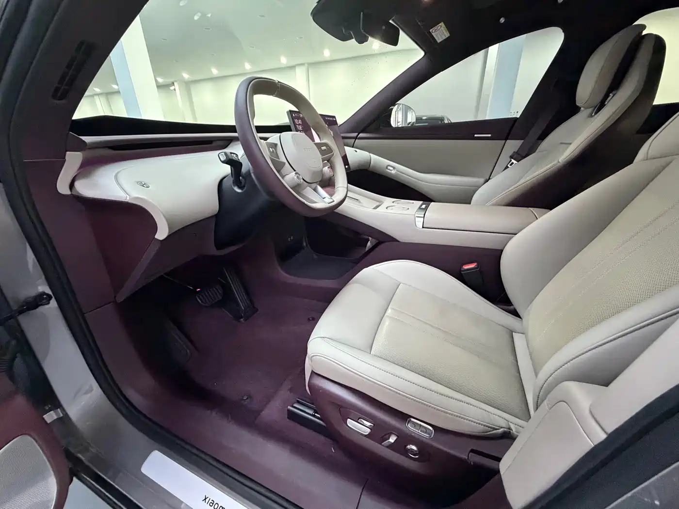 Xiaomi Auto Xiaomi YU7 2025 Extended Range RWD Edition фото 5