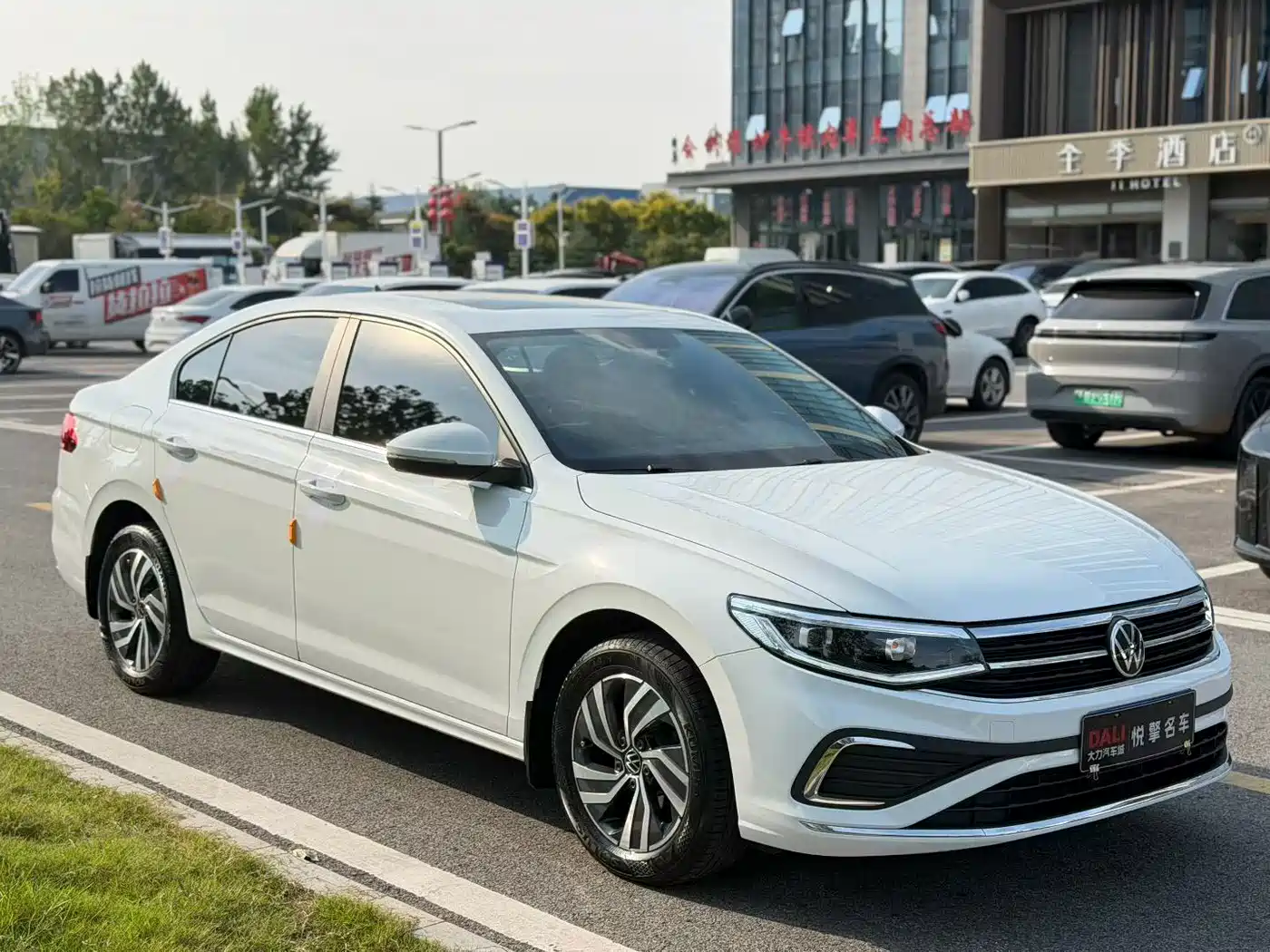 صورة 3 - Volkswagen Bora