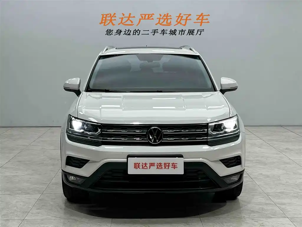 Volkswagen Tharu 2022 280TSI FWD Luxury Edition фото 21