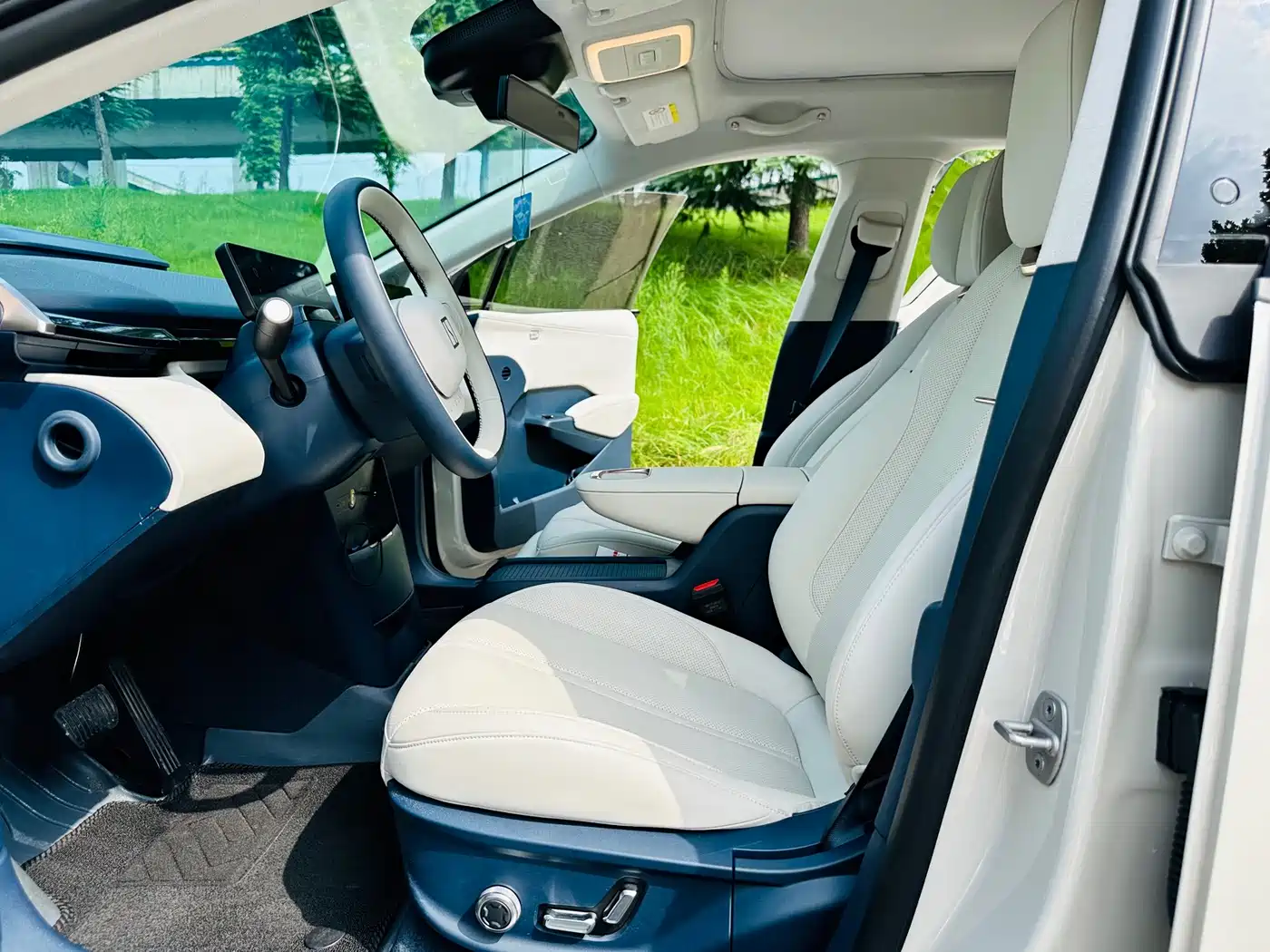 ZEEKR X 2024 2024 Model 4-Seat RWD Version