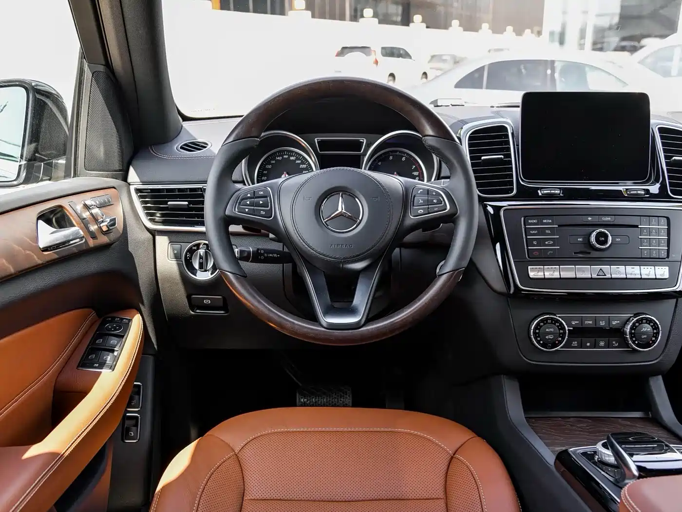 Mercedes-Benz GLS 2017 2018 GLS 400 4MATIC Luxury
