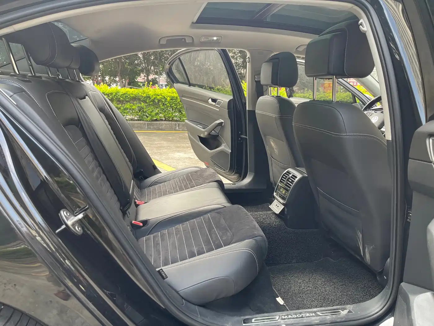 Volkswagen Magotan 2020 330TSI DSG Premium фото 13