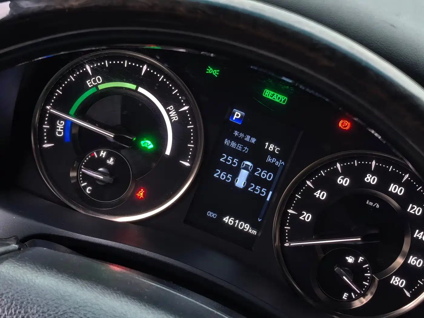 Toyota Alphard 2021 Hybrid 2.5L Ultimate фото 15