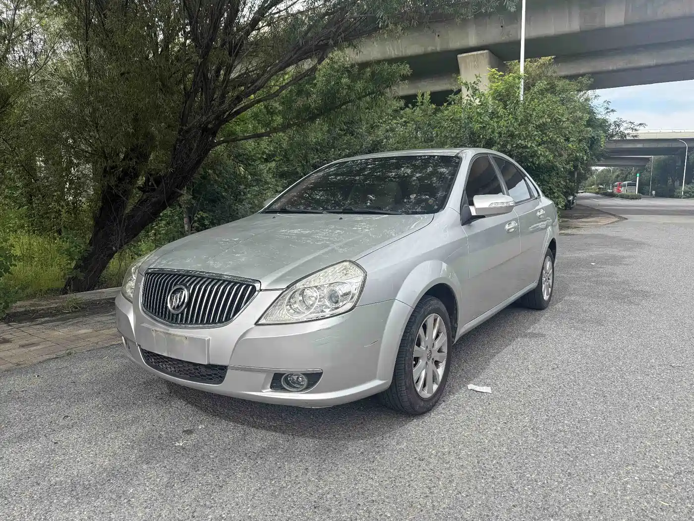 Buick Excelle 2012 2011 1.6LE-AT