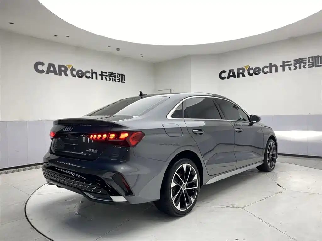 Audi A3 2025 Facelift A3L Limousine 35TFSI Flying Spur Premium фото 8