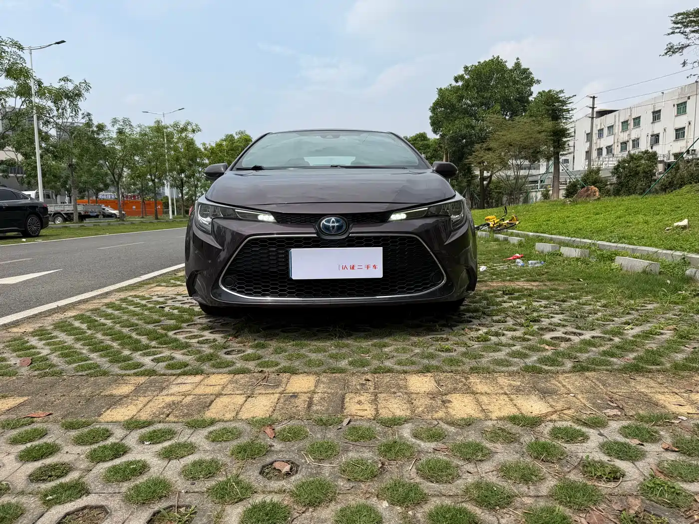 Toyota Levin 2019 Dual Engine 1.8H E-CVT Luxury Edition China V фото 2