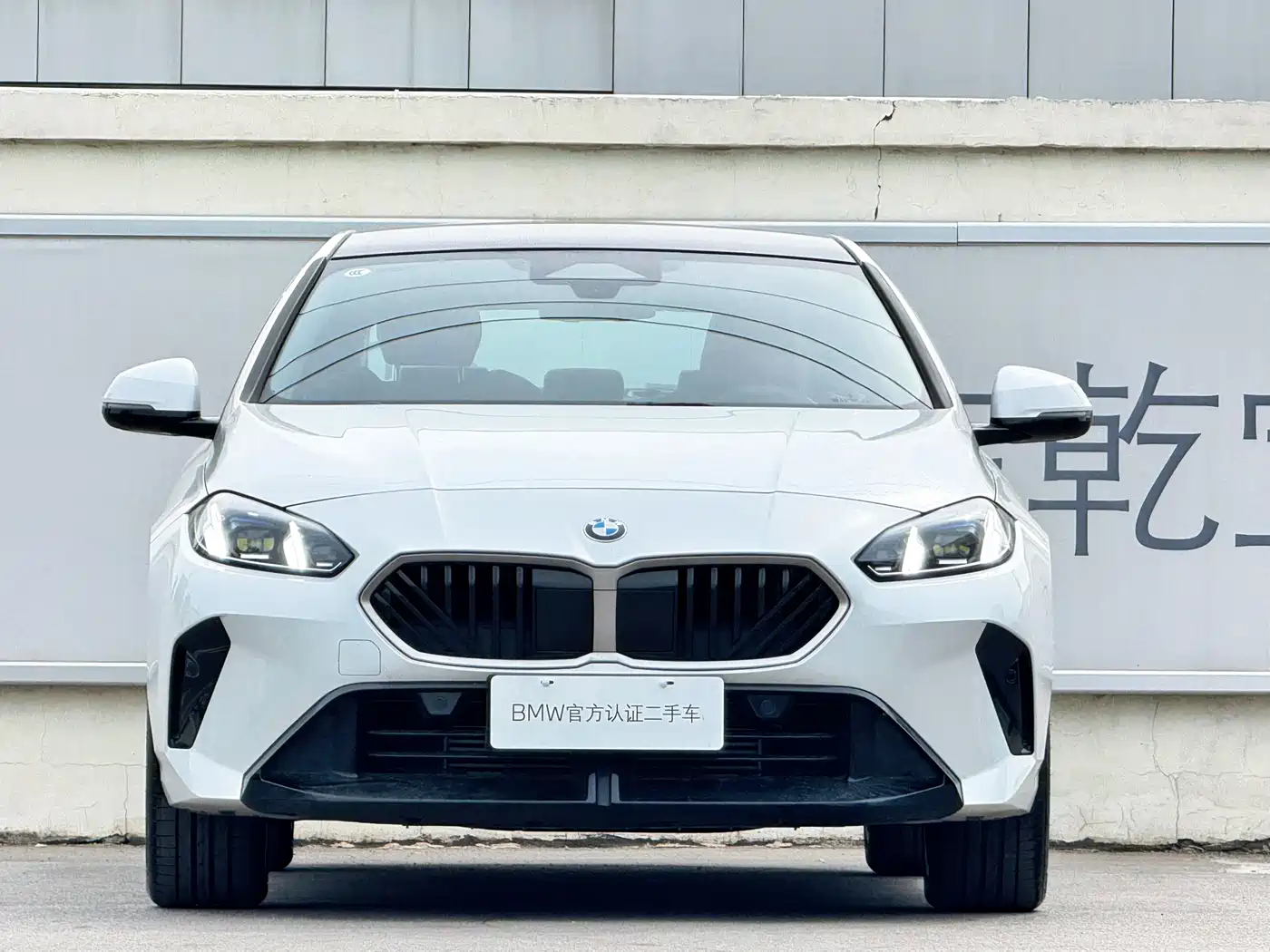 BMW 2 Series 2025 225L M Sport Package фото 2