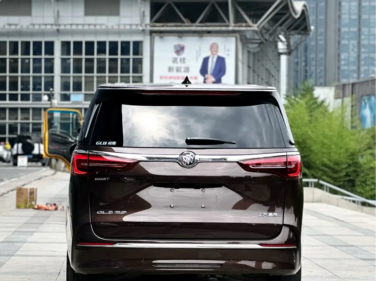 Buick GL8 2020 ES Landglory 653T Flagship фото 5