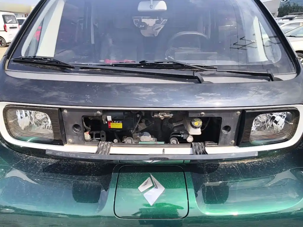 Фото 20 - Baojun KiWi EV
