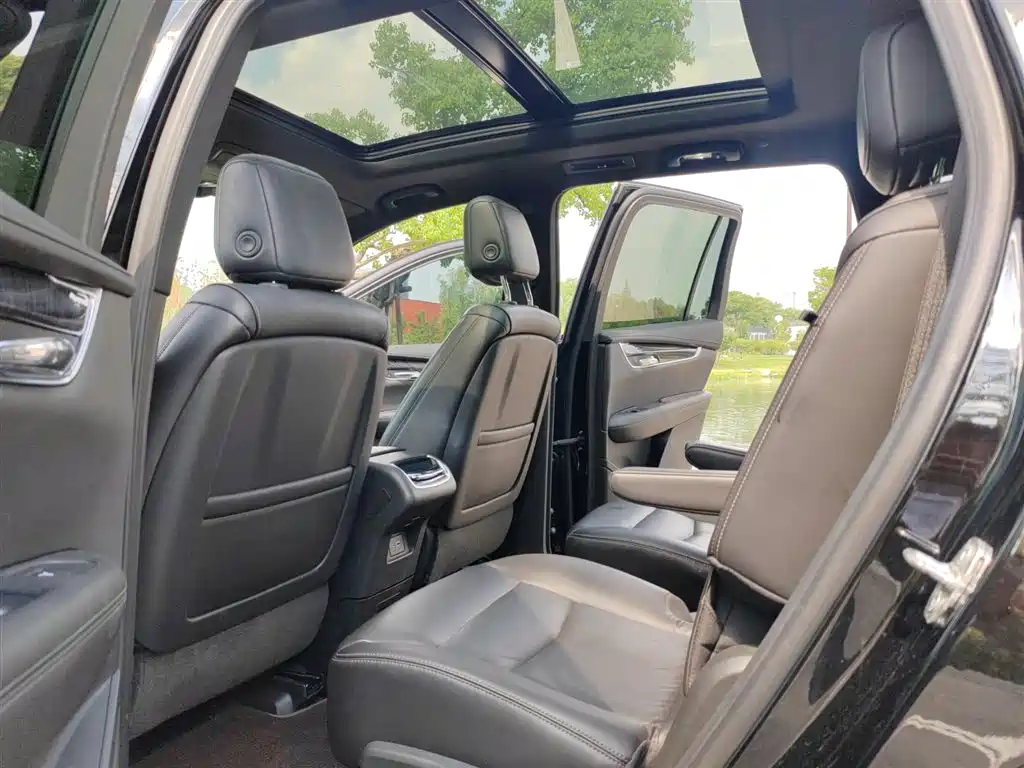 Cadillac XT6 2021 28T 6-Seater Style фото 12