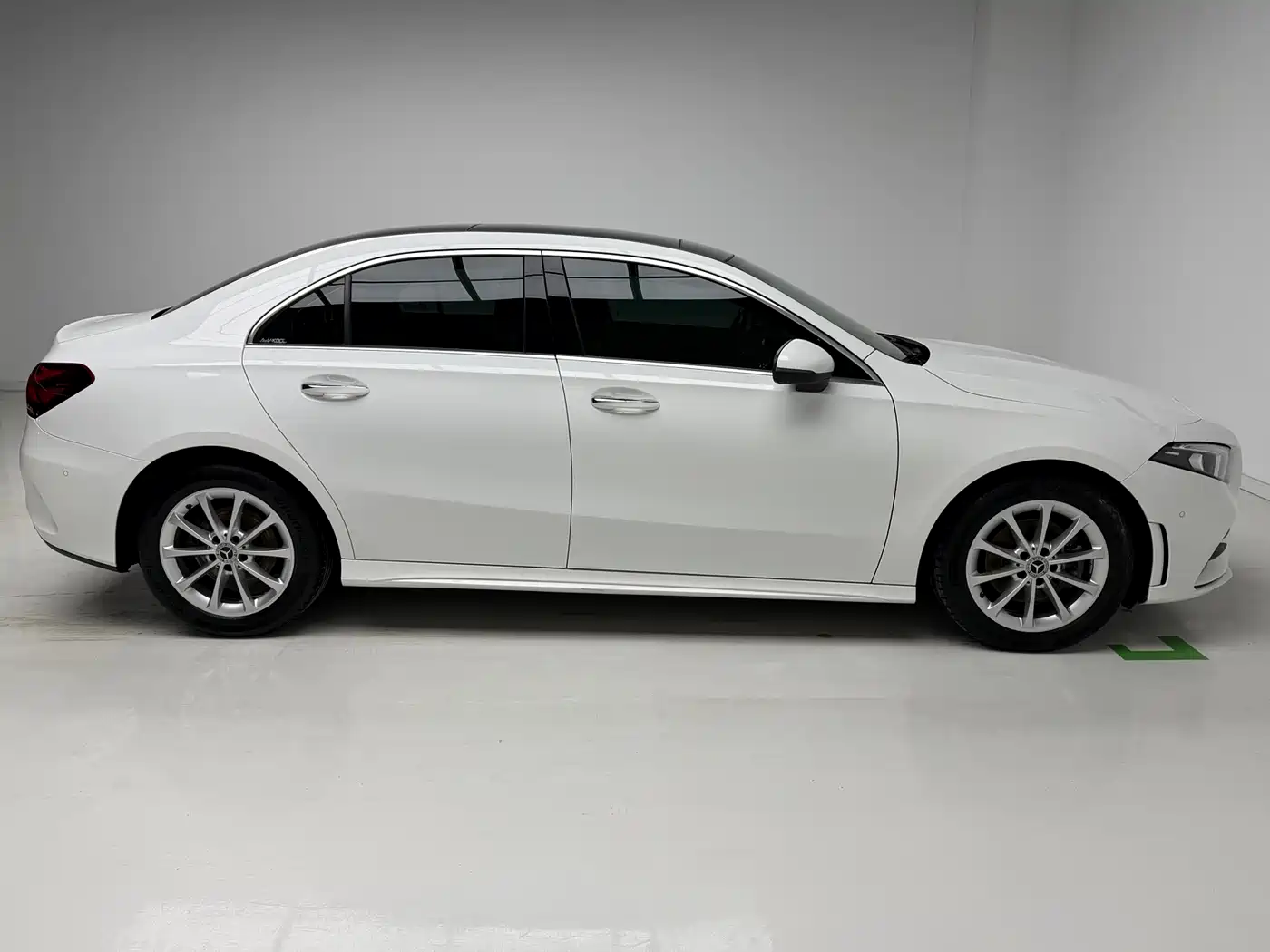 Mercedes-Benz A-Class 2022 A 200 L Sport Sedan Dynamic фото 7
