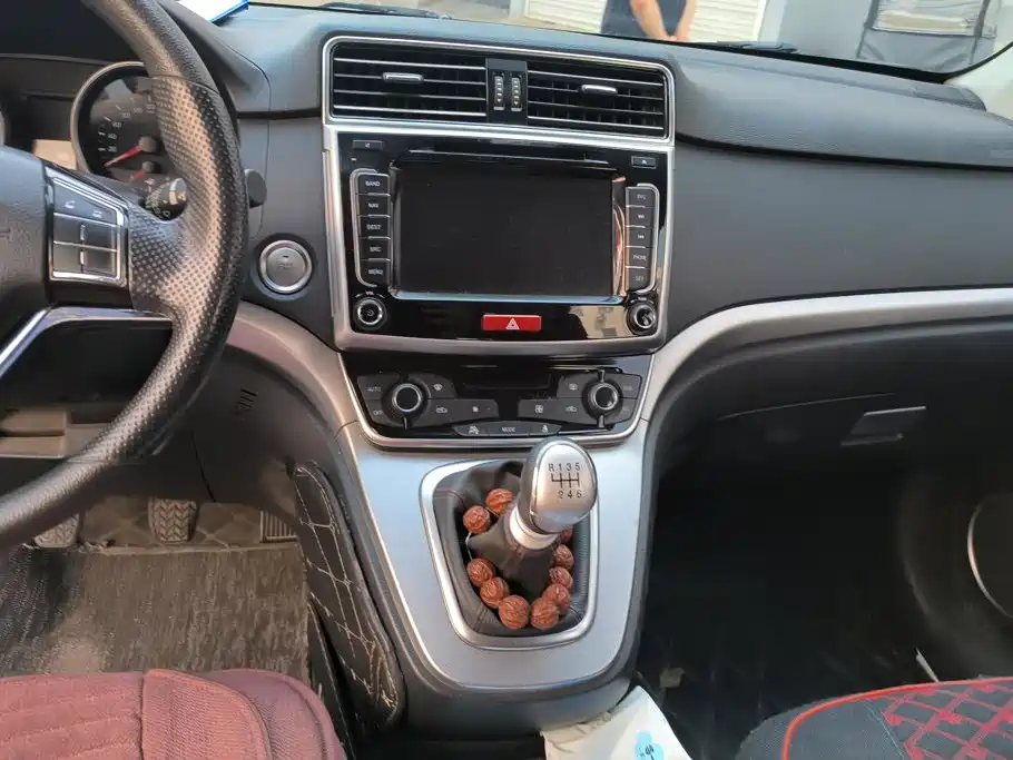 Haval M6 2017 2017 1.5T Manual 2WD Urban